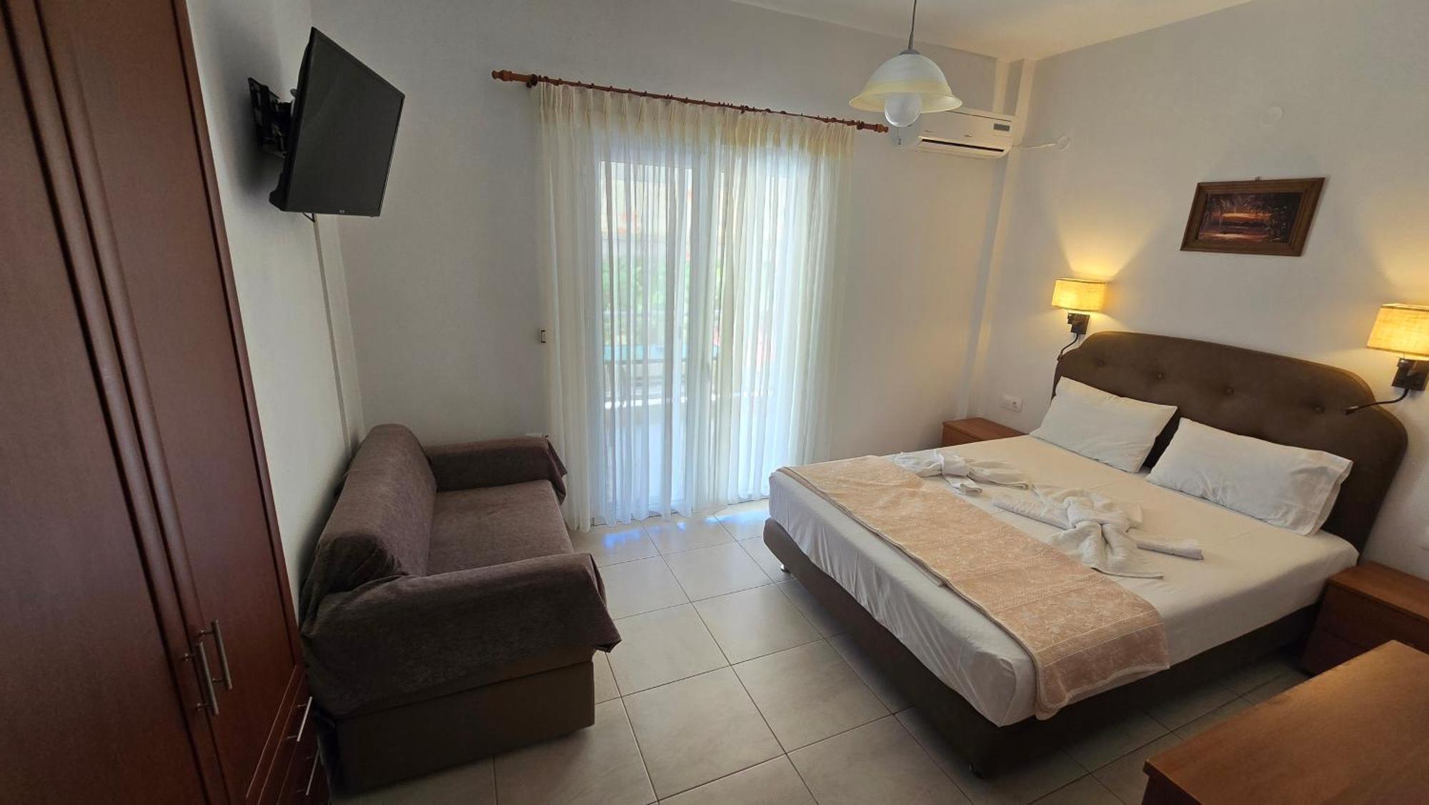 Itamos House Vourvourou Hotel Exterior photo
